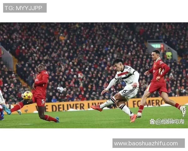 曼联与利物浦2019年英超激战回顾与精彩瞬间分析 曼联与利物浦2019年英超激战回顾与精彩瞬间分析